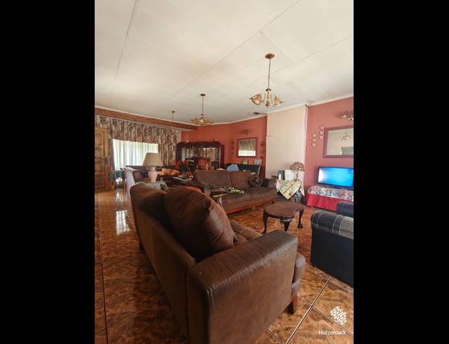 4 BEDROOM HOUSE FOR SALE IN SASOLBURG EXT 3